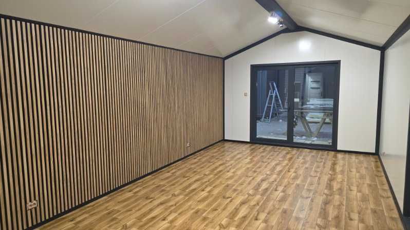 Pawilon całoroczny domek kontener usługowy handlowy biurowy