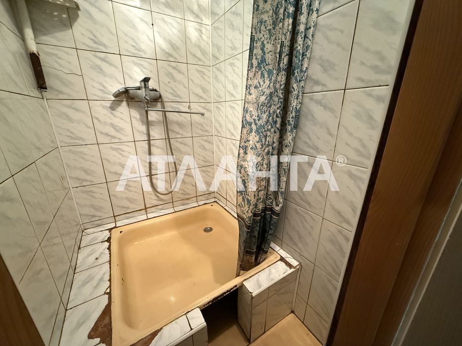 В продаже комната в коммунальной квартире