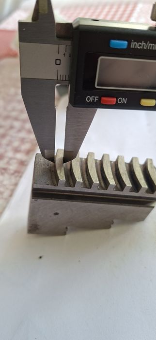 Szczęki twarde do uchwytu tokarskiego 160 mm – komplet 3 sztuki.