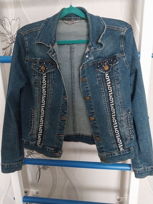 Джинсовка жіноча