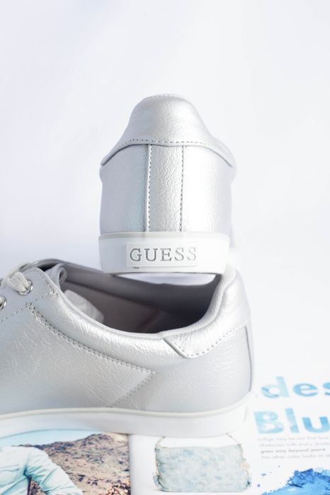 GUESS оригинал. Новые кеды кроссовки сникерсы серебро 40.5 40 41 9.5