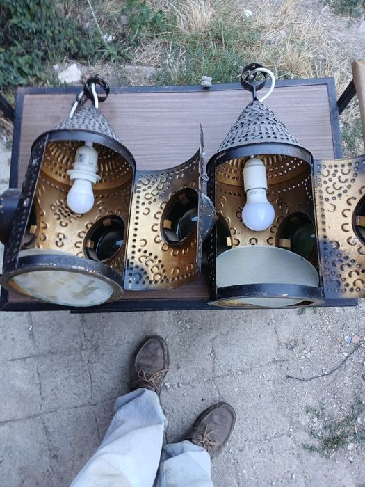 vendo dois cadeeiros antigos