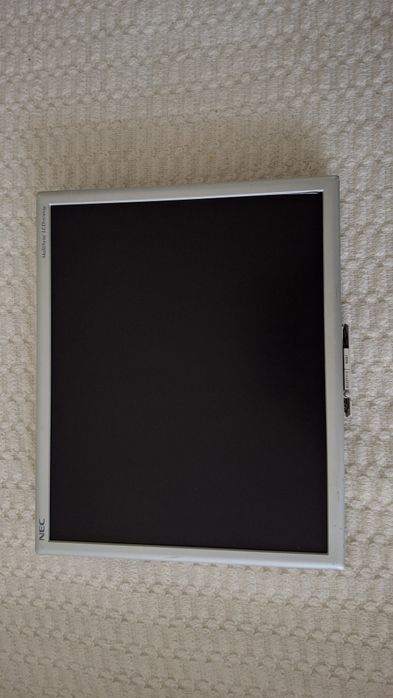 Монитор NEC LCD1760NX