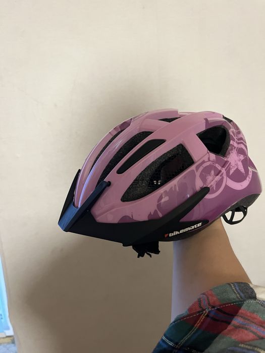 Велосипедний шолом для дівчинки