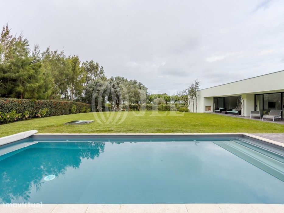 Moradia T4 no condomínio Bom Sucesso Resort, em Óbidos