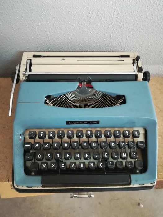 Máquina escrever64297962147458121