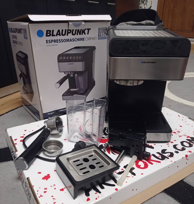 Продам кавоварку BLAUPUNKT