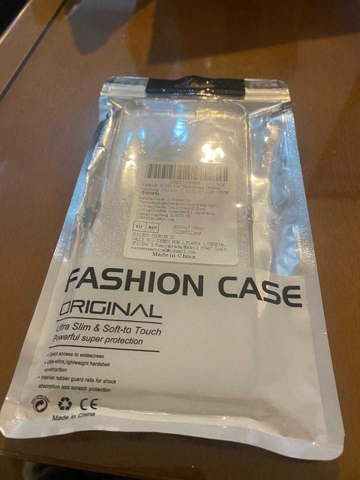 Capa Silicone transparente Samsung Galaxy Z Flip 6 - Novo