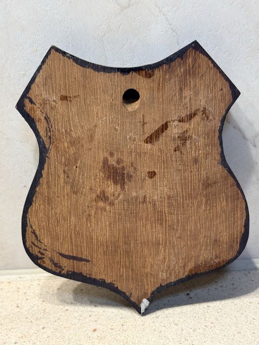Interessante placa com emblema heráldico esmaltada