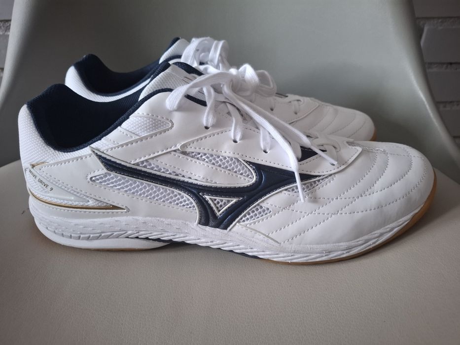 Buty halowe mizuno wave drive 9 44,5  tenis squash
