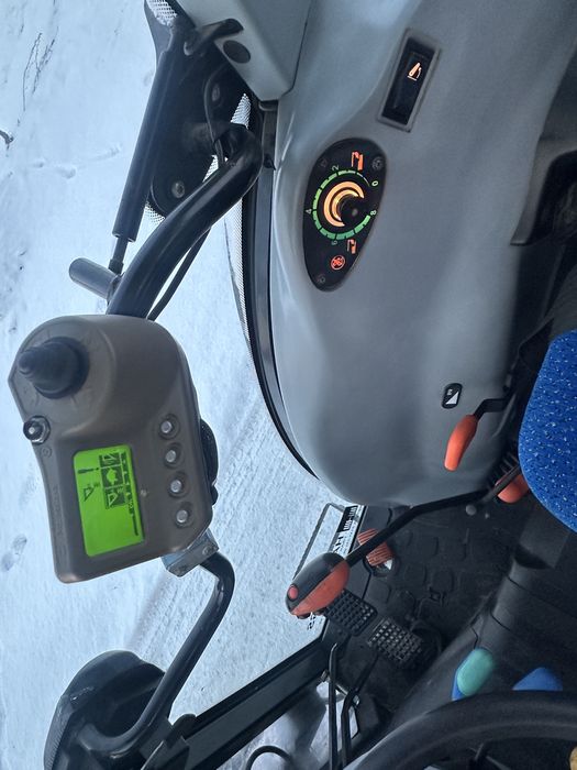 Ciągnik sadowniczy New Holland T4030N  TUZ  EHR