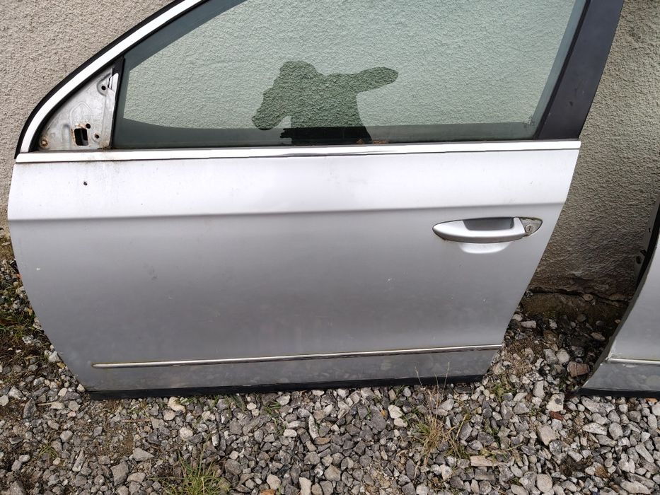 Drzwi przód lewe volkswagen passat B6 la7w szyba boczek
