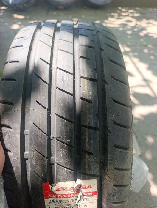 Літня резина Lassa 225/45 R17