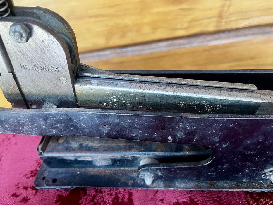 Antigo agrafador industrial Bostitch