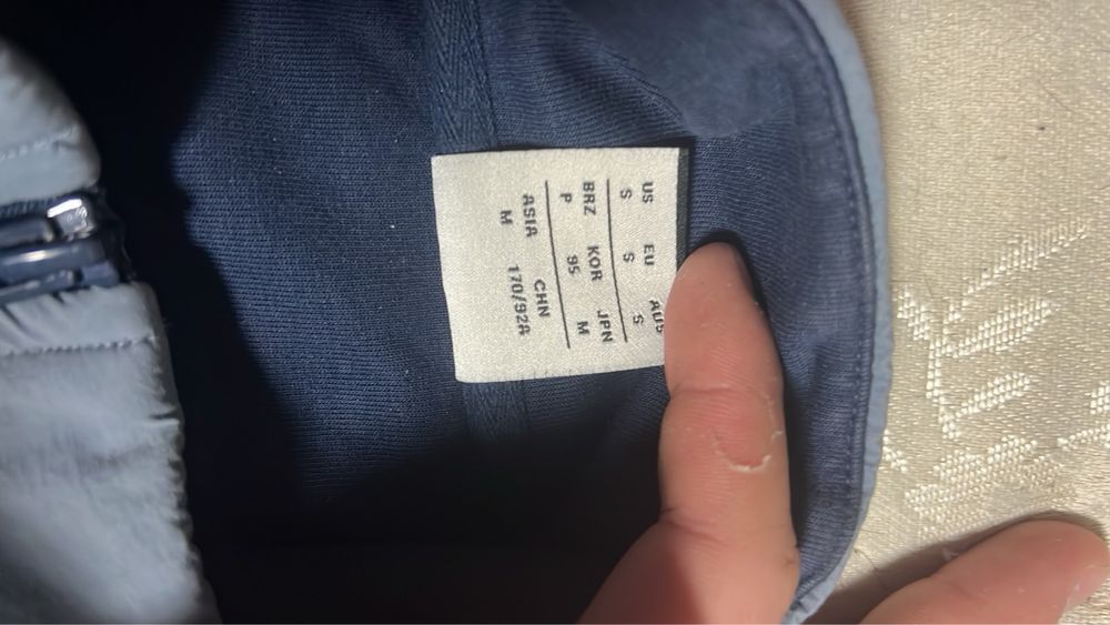 Продам кофту New Balance
