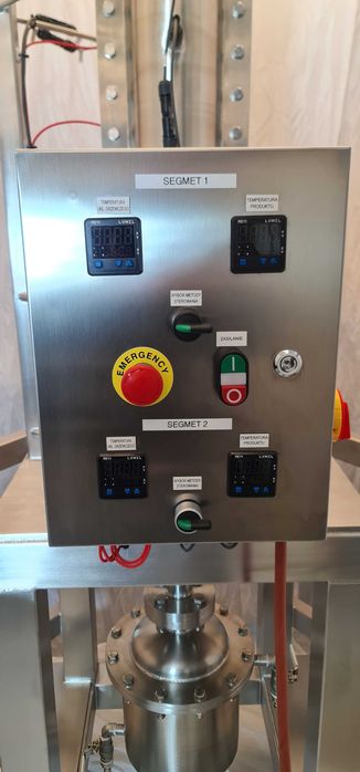 Reaktor przepływowy