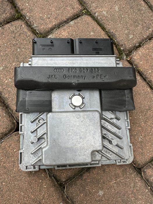 Sterownik Komputer silnika Audi A5 8T Lift 1.8 TFSI