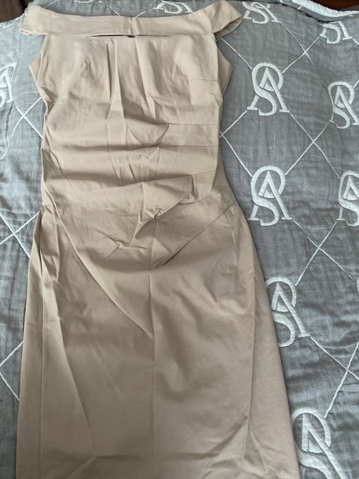 Сукня майже нова одягнена один раз