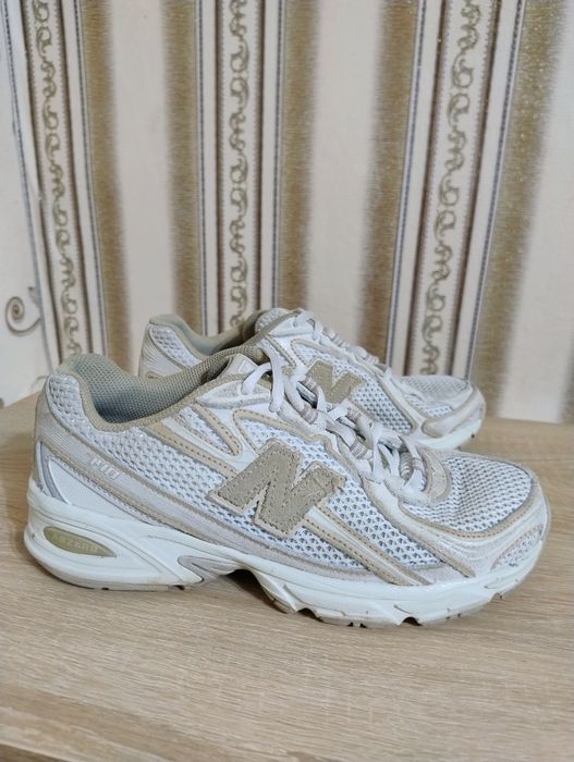 Кросівки New Balance 740