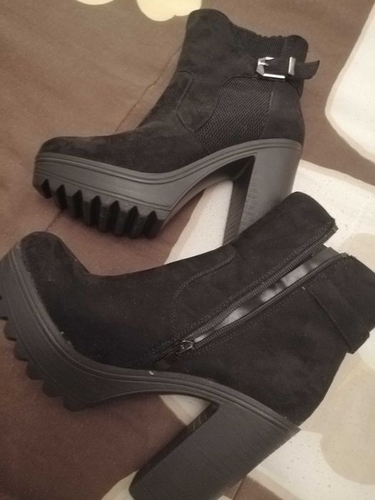 Botas tamanho 38