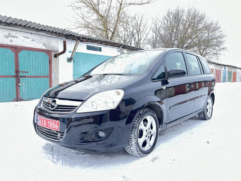 Свіжопригнаний Опель Зефіра з Німеччини