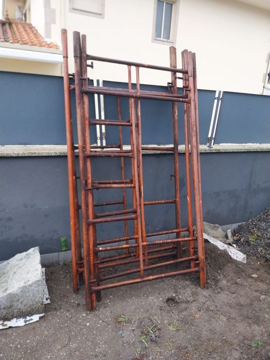 Andaimes para vender