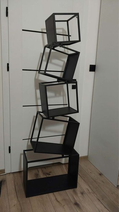 Regał metalowy czarny