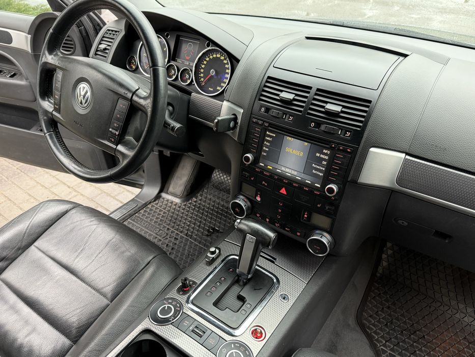 Продам Volkswagen Touareg 3.0 D