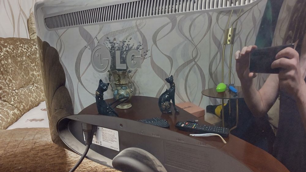 Монітор lg flatron w2361v