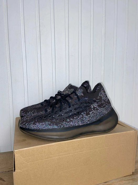 Używane buty adidas Yeezy boost 380 black onyx 43 1/3