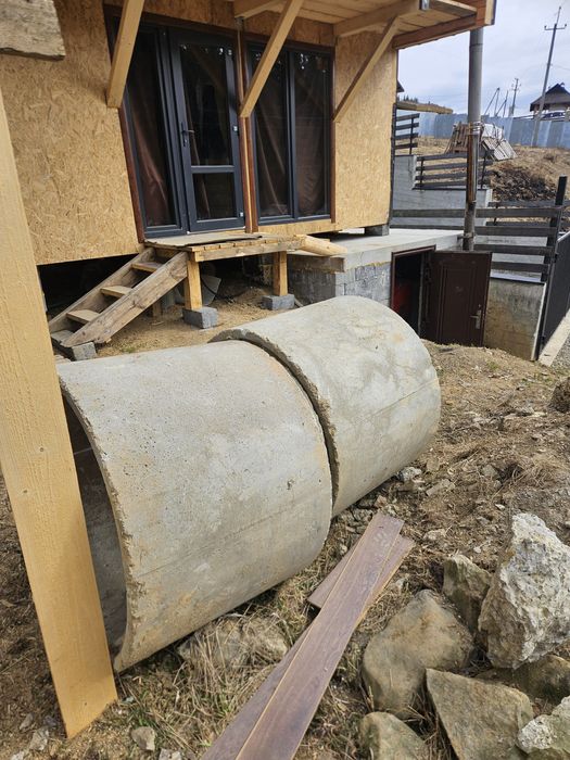 Продам бетонні кільця