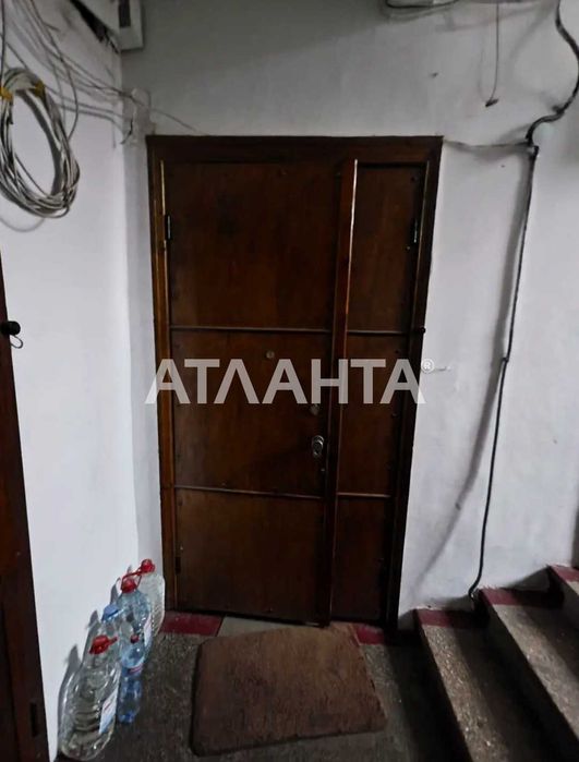 2-х комн.квартира. Сталинка. Средний этаж -57,5 кв.м