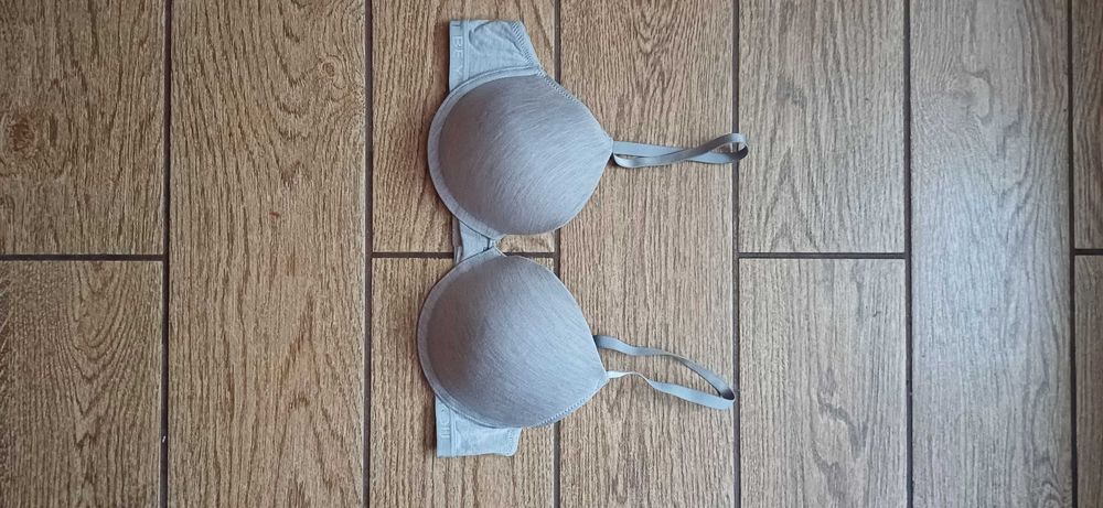 Szary biustonosz Gina Benotti z modalu r. 85 B