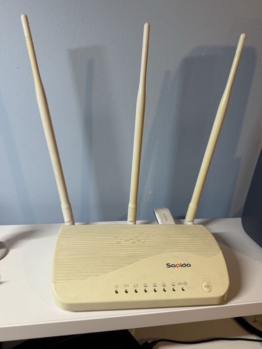 Router WiFi SAPIDO BR270n + dodatkowo Modem Alcatel One Touch