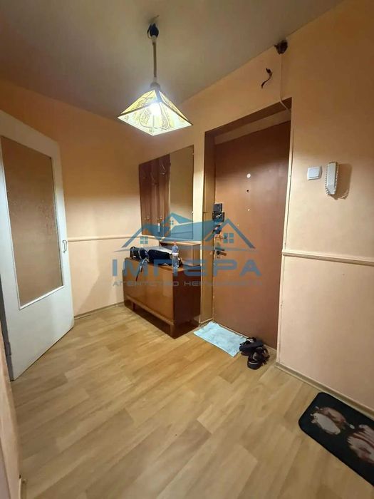 Продаж 1к квартири на Алмазному. 40м2. Цегла