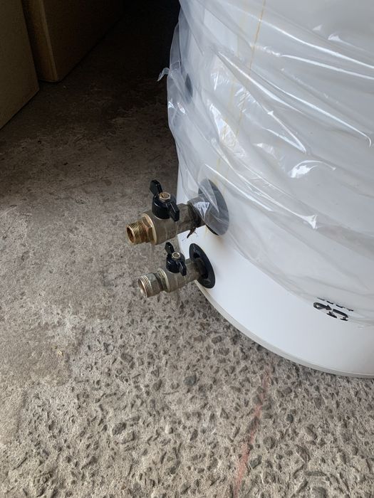 Бойлер DRAZICE (Дражица) на 200л (с браком трубки)