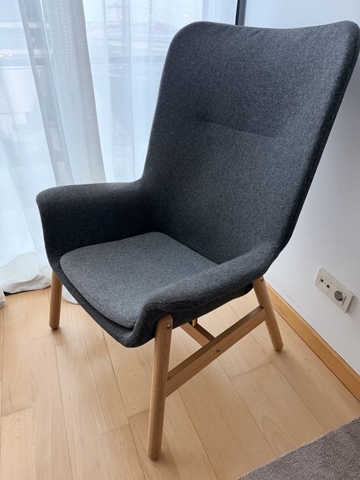 Poltrona VEDBO Ikea como nova