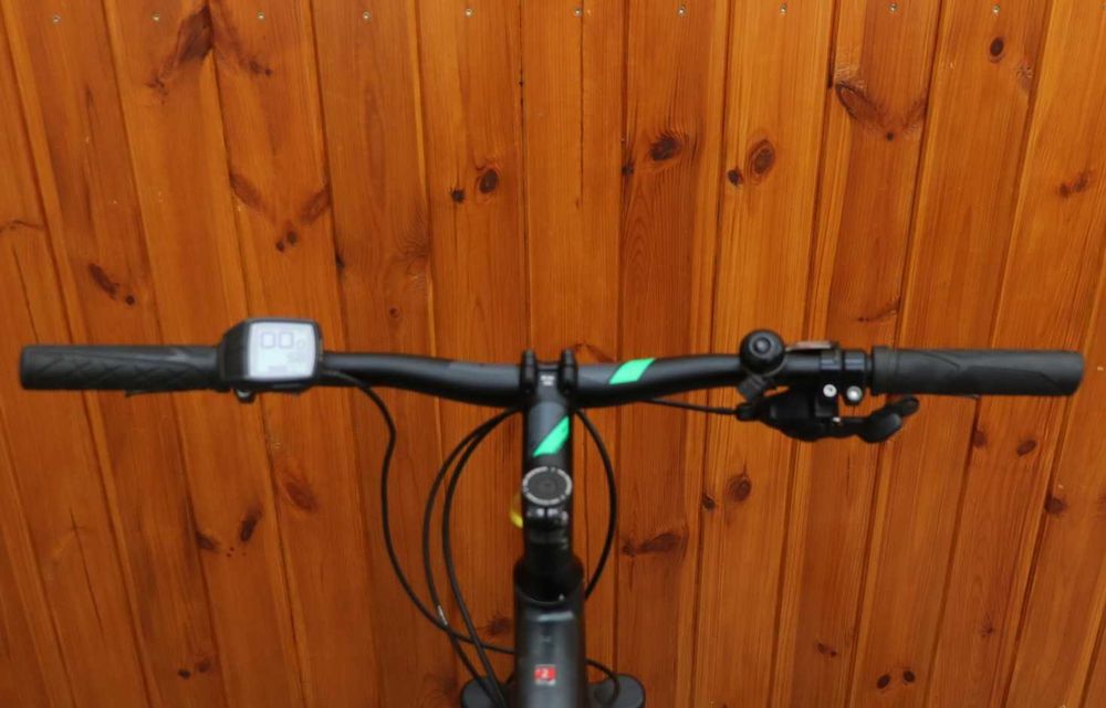 Rower elektryczny Cube Cross Pro. I inne rowery