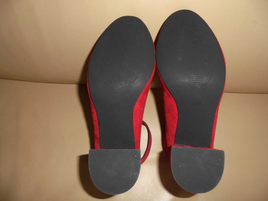 Botins de senhora novos da marca SEASIDE