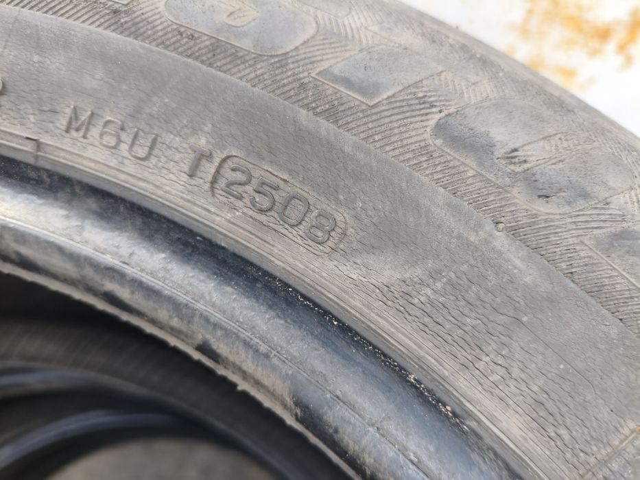 Bridgestone dueler h/p 215/60/17