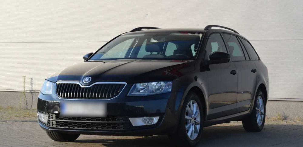 Wypożyczalnia aut Wynajem aut Skoda Octavia Kombi Automat