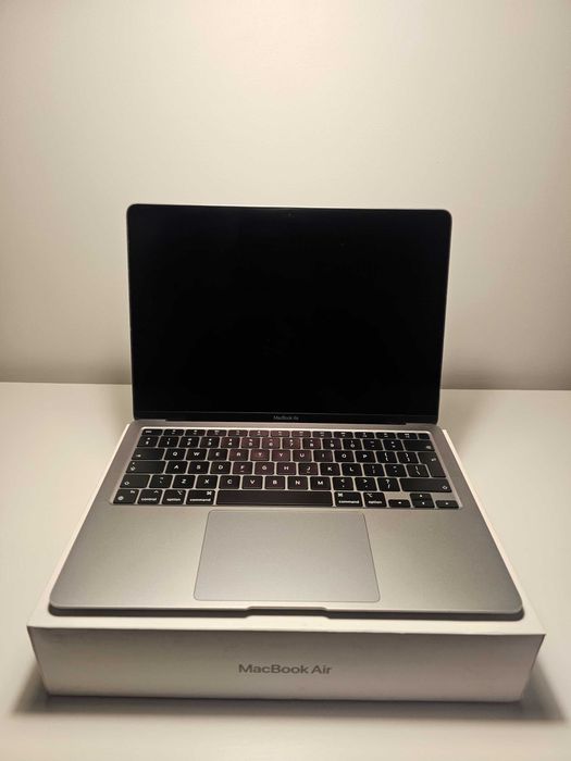 Macbook Air M1 w pełni sprawny, zadbany