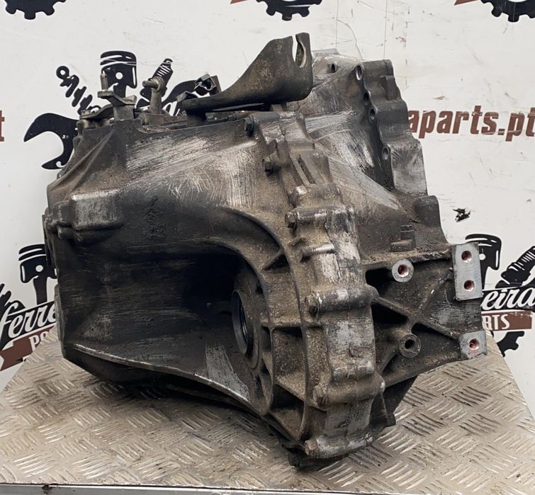 CAIXA DE VELOCIDADES TOYOTA AVENSIS 2.0 D4D DE 2008 REF: A8325946