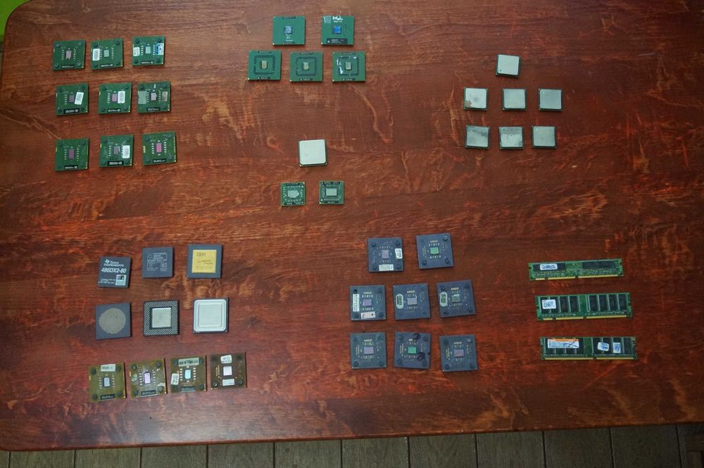 процесори (лот процесорів) IBM, AMD Athlon\Duron\K6\ІРР\Celeron