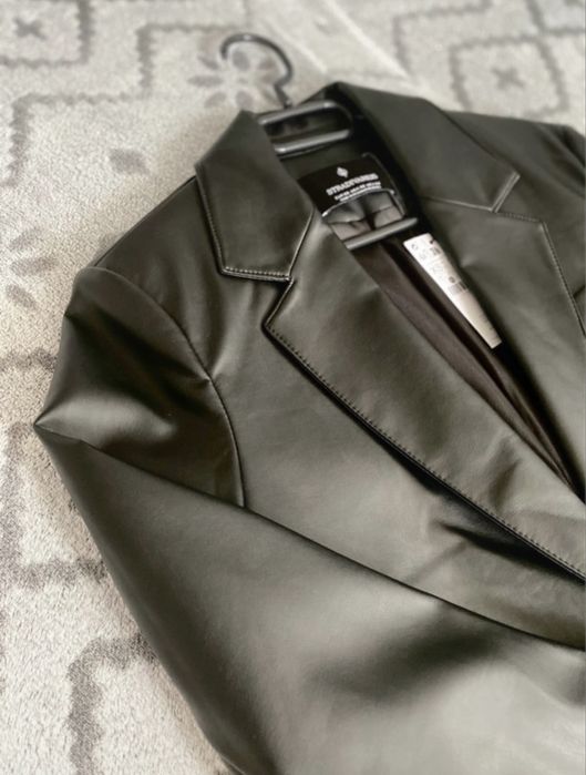 Marynarka ze skory ekologicznej Stradivarius (nowa z metką)