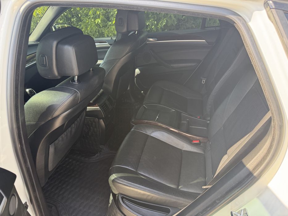 Продам авто BMW X6