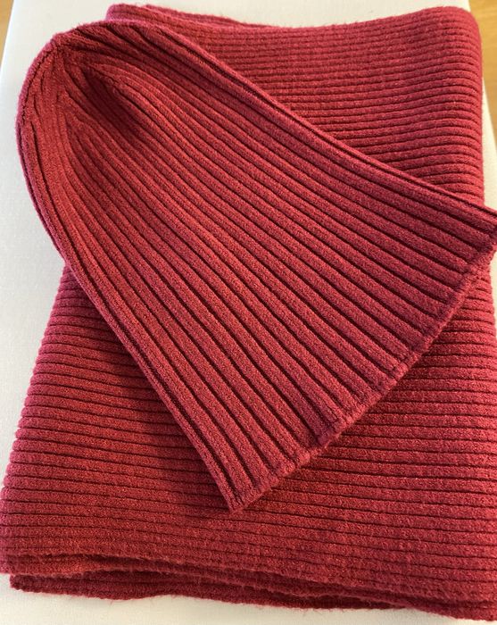 Stylowy komplet włoski czapka szalik burgund