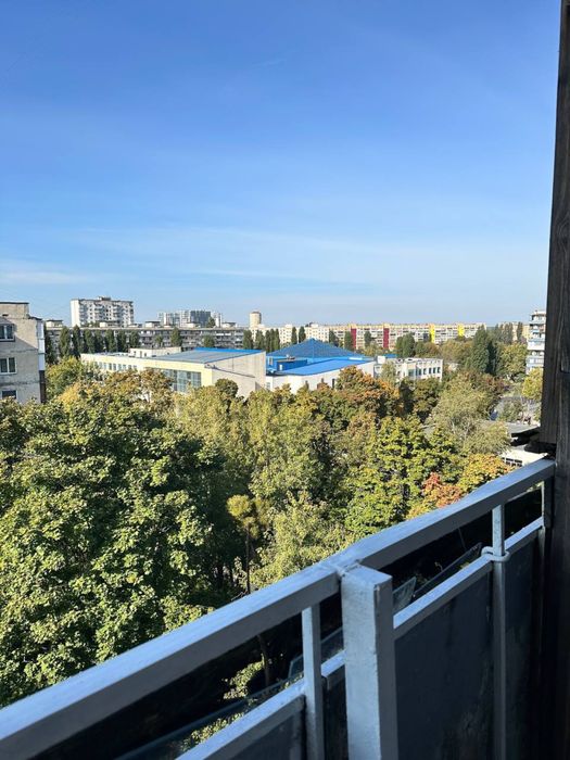 Продаж двокімнатноі на Жуля Верна 13А