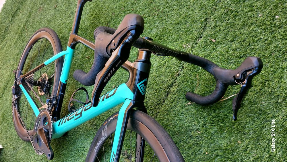 Megamo Pulse Elite 105 (Tamanho 52)T52