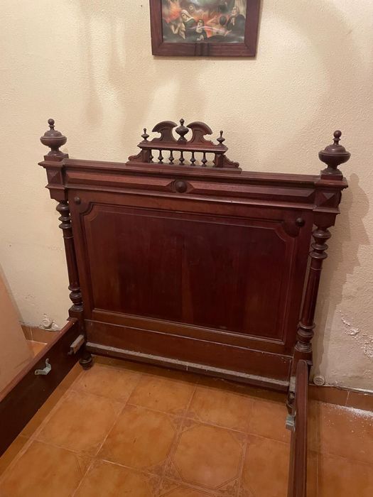 Roupeiro/comoda/ e cama